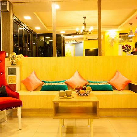 Le Clarita Aparthotel Bangkok Luaran gambar