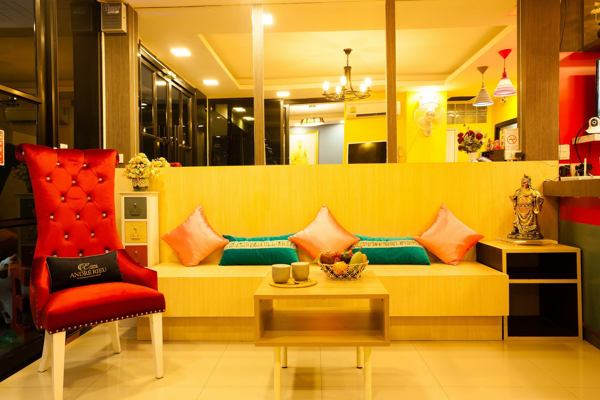 Le Clarita Aparthotel Bangkok Luaran gambar